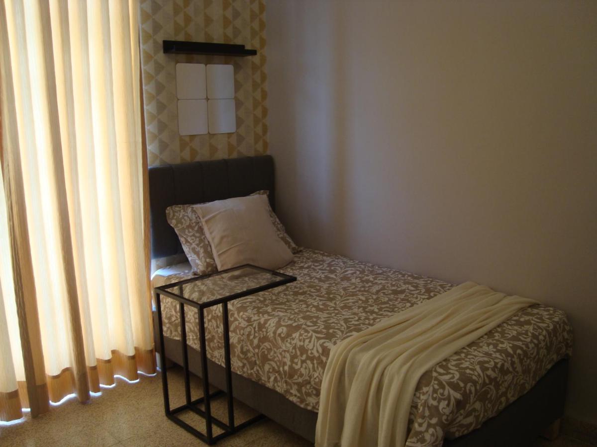 Gallery Hotel Амман Экстерьер фото