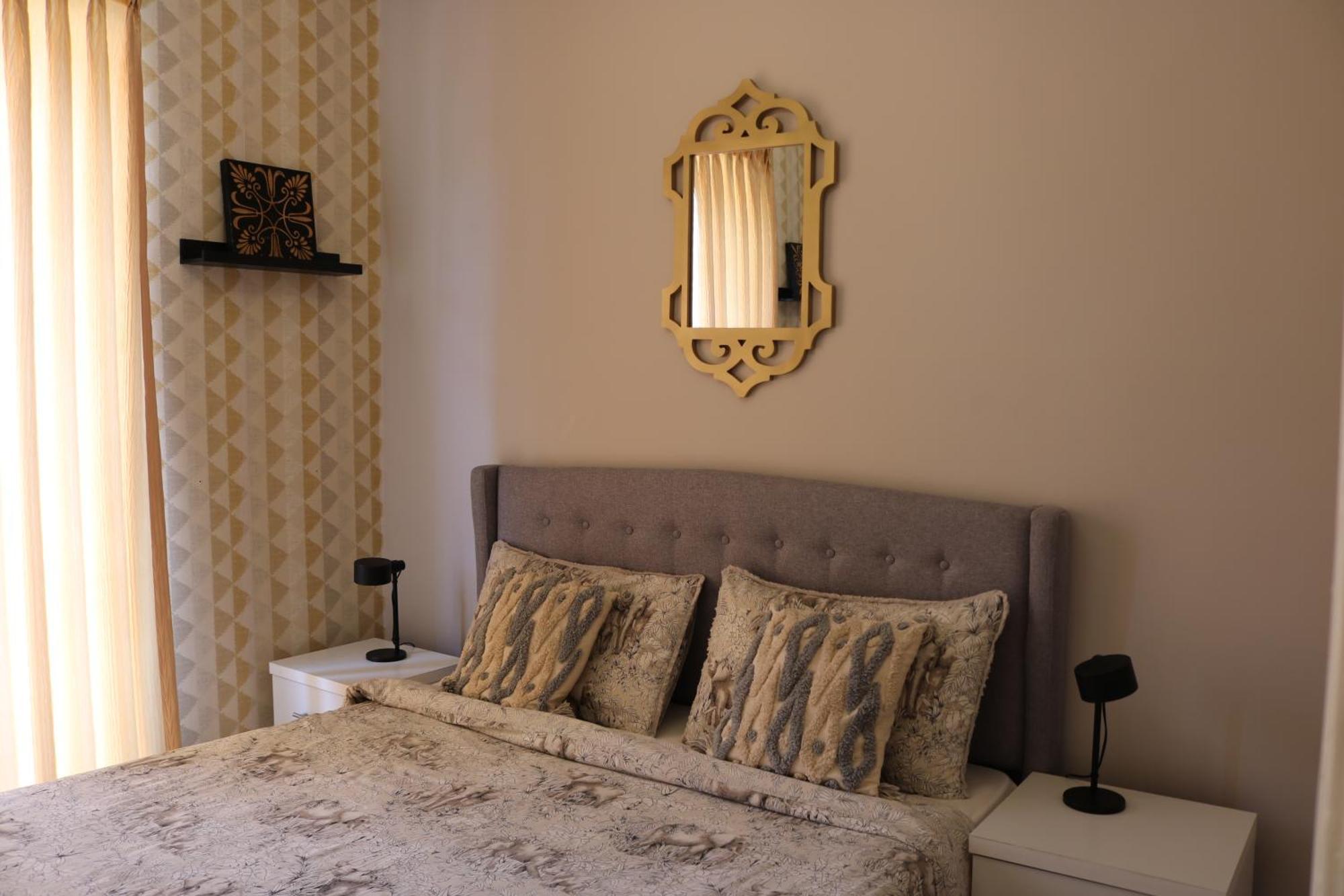 Gallery Hotel Амман Экстерьер фото